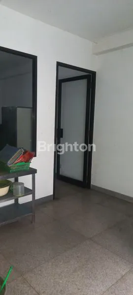 image RUKO DISEWAKAN DI JL. SULTAN ISKANDAR MUDA, KEBAYORAN LAMA  ,JAKARTA SELATAN (4)