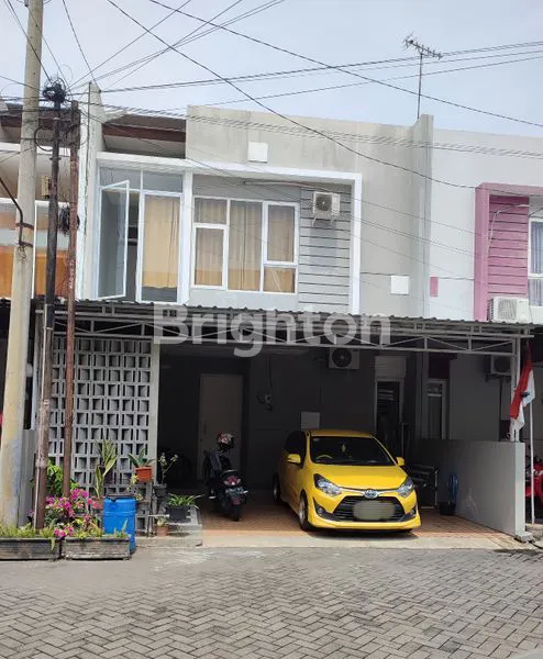 image RUMAH MEWAH DEKAT EXIT TOL GAYAMSARI (1)