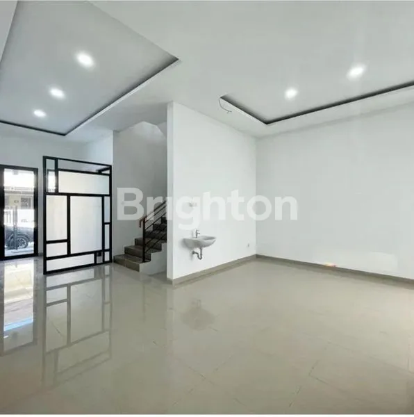 image RUMAH CANTIK BARU GRESS DI KLAMPIS, SURABAYA  (4)