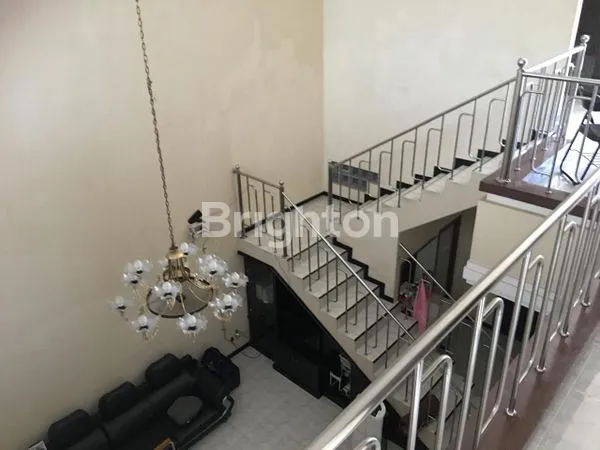 image DIJUAL RUMAH DARMO PERMAI SELATAN TERAWAT BANGUNAN KOKOH (2)