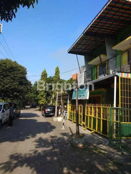 image 2 RUKO 3 LANTAI CIPTA MENANGGAL (3)