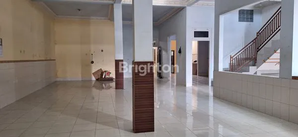 image RUKO ISTIMEWA DI DEKAT SLEMAN CITY HALL (2)