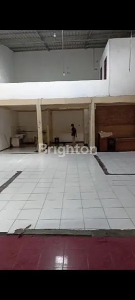 image GUDANG ATAU RUANG USAHA MADYOPURO (2)