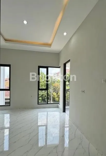 image NEW GRESS MINIMALIS 2 LANTAI MEDOKAN ASRI RUNGKUT, SURABAYA TIMUR  (4)