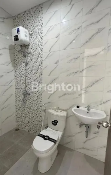 image NEW GRESS MINIMALIS 2 LANTAI MEDOKAN ASRI RUNGKUT, SURABAYA TIMUR  (8)