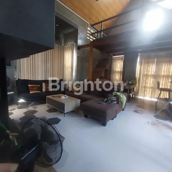 image RUMAH 2 LANTAI SOLO BARU (4)