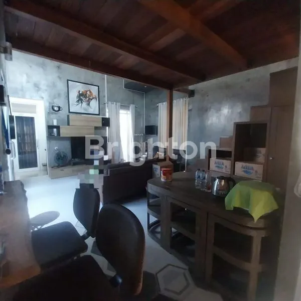 image RUMAH 2 LANTAI SOLO BARU (6)