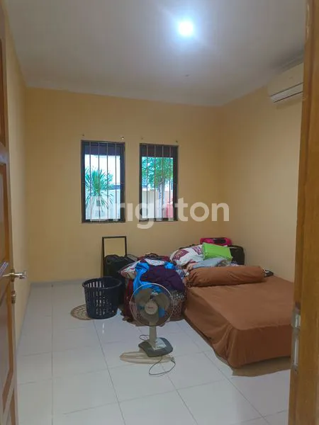 image RUMAH SATU SETENGAH LANTAI DI PERUMAHAN ELIT SUKAJADI (3)