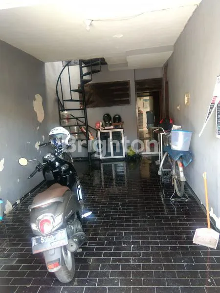 image RUMAH 1.5 LANTAI SIAP HUNI LOKASI SIDOYOSO SURABAYA (5)