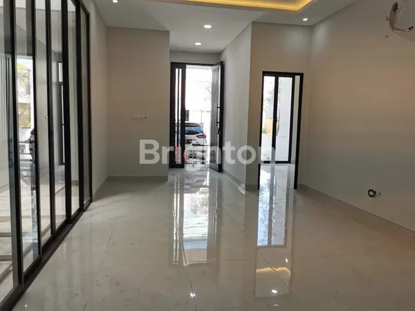 image RUMAH BARU GRESS DIAN ISTANA MOCCA VERBANA (5)