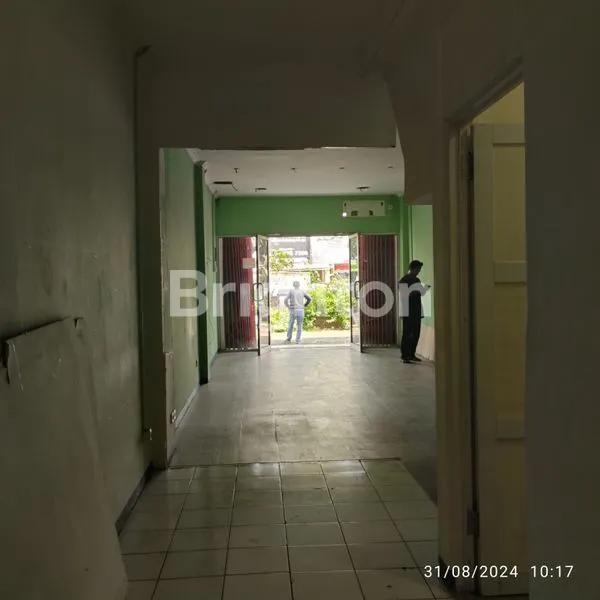 image RUKO STRATEGIS 3.5 LANTAI DI MARGONDA RAYA DEPOK (2)