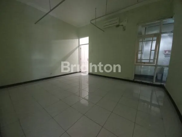 image RUMAH LUAS DI PERUMAHAN LIMAS AGUNG PURWOKERTO (7)