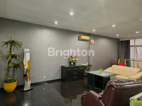 image BEVERLY ROOMS RUANG USAHA SURABAYA  (3)