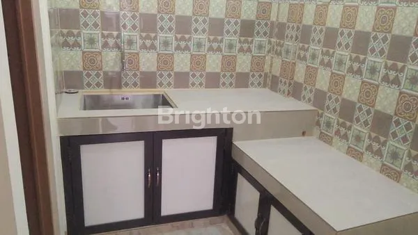 image RUMAH 2.5 LANTAI DALAM GANG MOTOR (3)