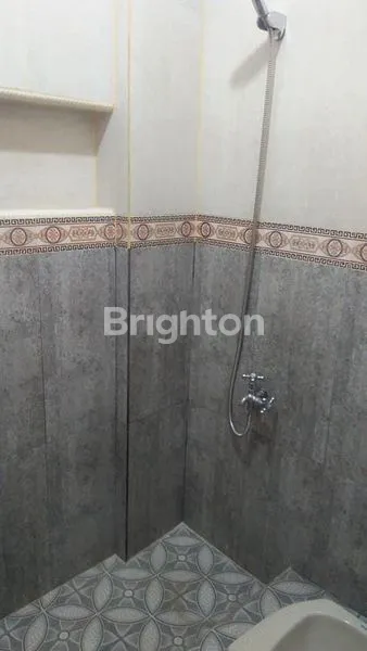 image RUMAH 2.5 LANTAI DALAM GANG MOTOR (8)