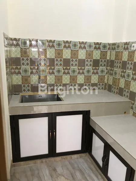 image RUMAH 2.5 LANTAI DALAM GANG MOTOR (7)