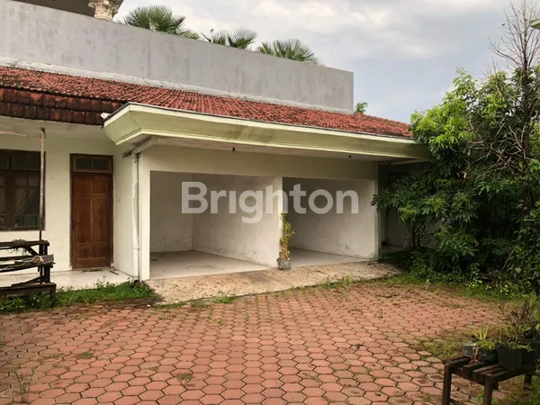 image RUMAH KEDIRI SIAP HUNI DI JALAN RAYA DEKAT GEDUNG BAGAWANTA BHARI (4)