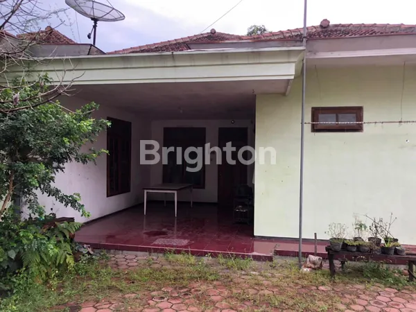 image RUMAH KEDIRI SIAP HUNI DI JALAN RAYA DEKAT GEDUNG BAGAWANTA BHARI (6)