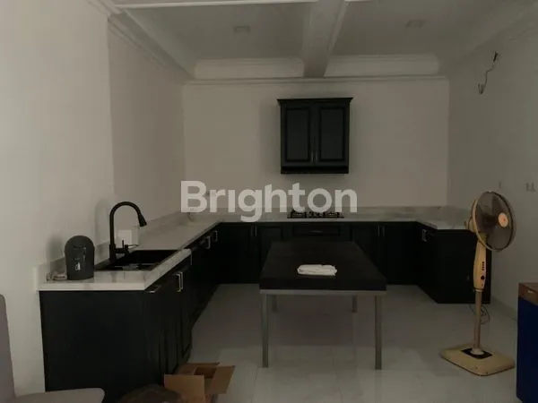 image DIJUAL RUMAH HOOK DI CENGKARENG INDAH  (2)