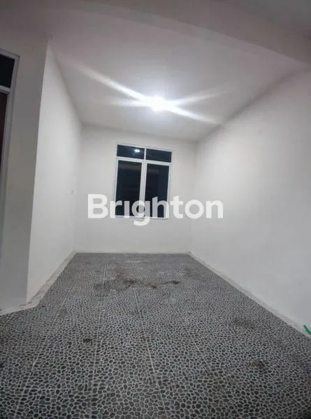 image RUMAH BAGUS 2LANTAI JALAN 1MOBIL DEKAT PASAR KOPRO TANJUNG DUREN  (5)