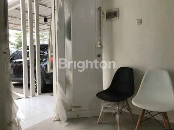 image RUMAH MEWAH KOTA SIDOARJO (6)