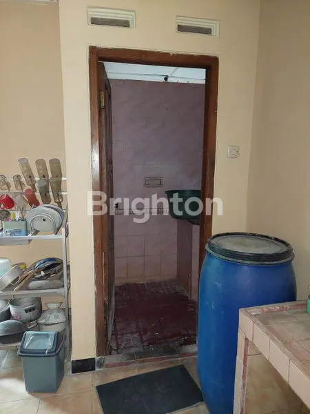 image RUMAH 1 LANTAI, STRATEGIS, DEKAT STADION MANAHAN SOLO (7)