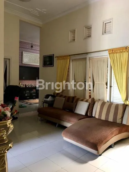 image RUMAH MEWAH 2 LANTAI PERMATA JINGGA STRATEGIS DEKAT SUHAT,DAN KAMPUS2 TERNAMA MALANG (6)