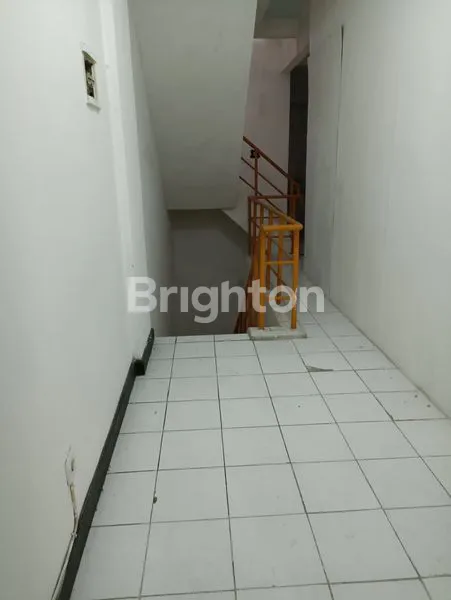 image RUKO LANTAI 3  DI KOMPLEK PERTOKOAN SUDIRMAN  AGUNG (6)